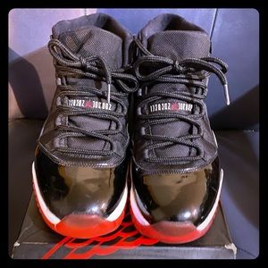 Air Jordan 11 Bred